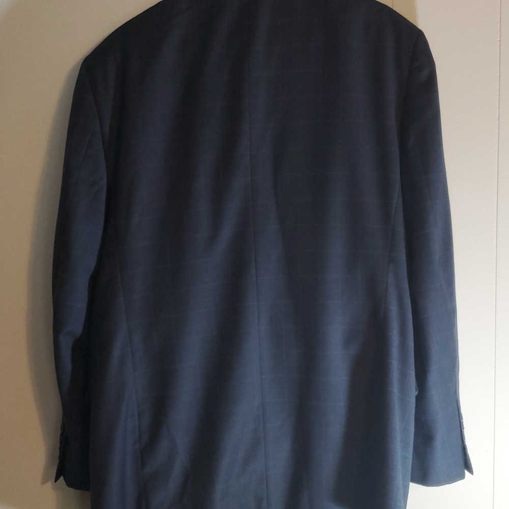 Lineage - Picture 3 of 8